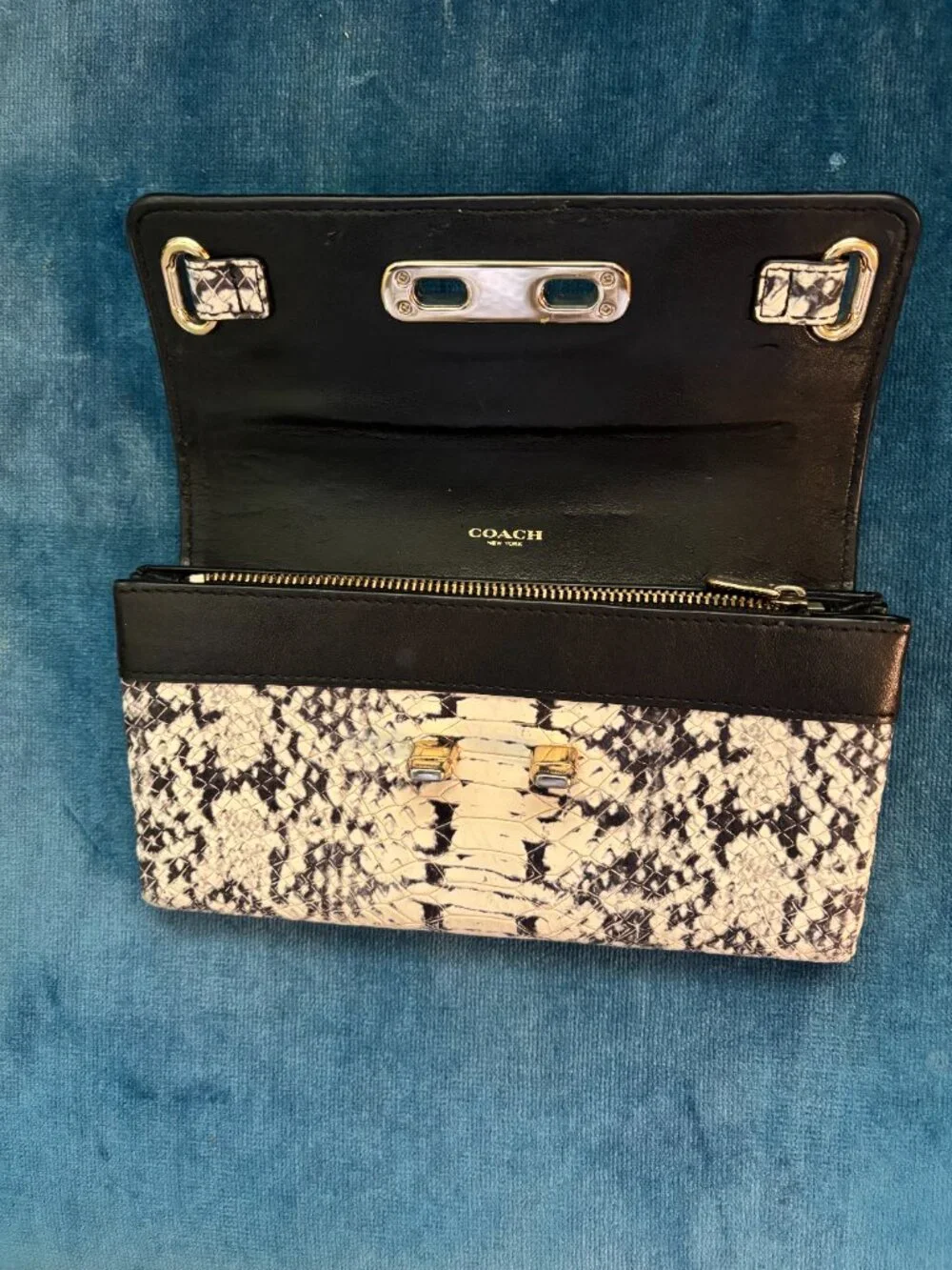 Coach "Swagger" Wallet in Python - Picture 3 of 8